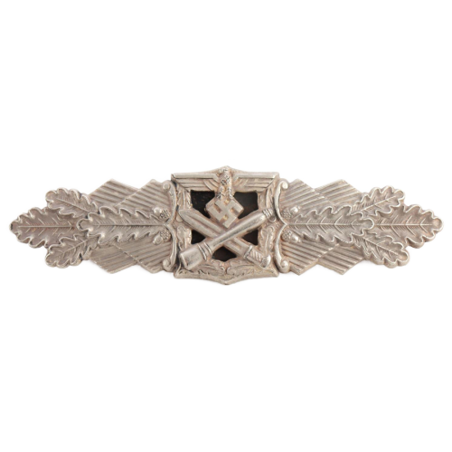WW2 German Close Combat Badge in Silver By FEC.WE.Peekhas Berlin