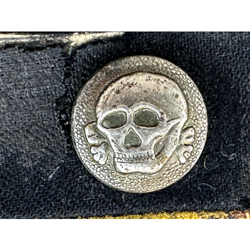 German SS-VT Skull Cap Button by RZM SS & Collar Tab