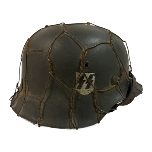 WWII German Waffen SS M42 Single Decal ET64 Helmet